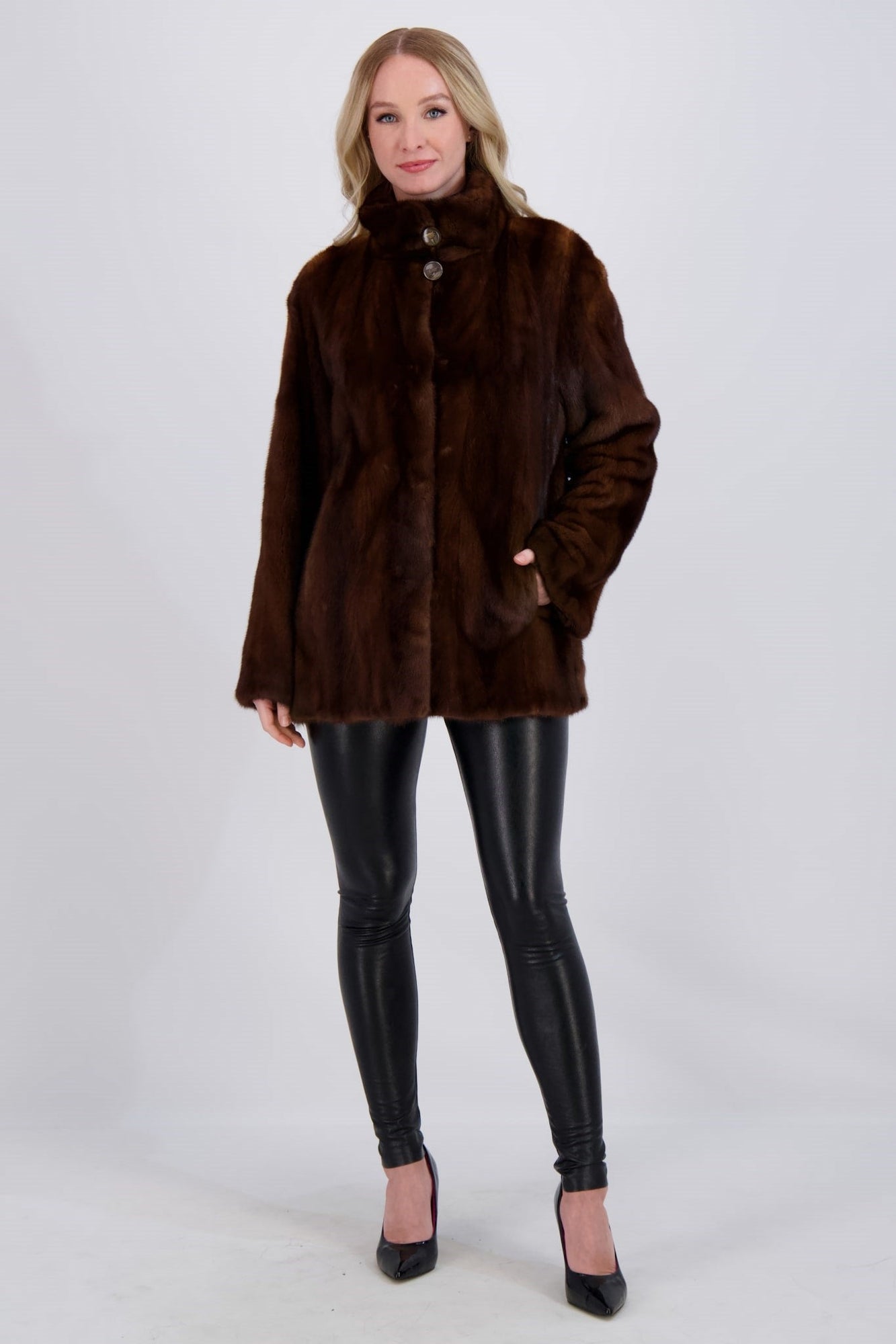 Mink Jacket With Stand Collar | Women | Scanbrown