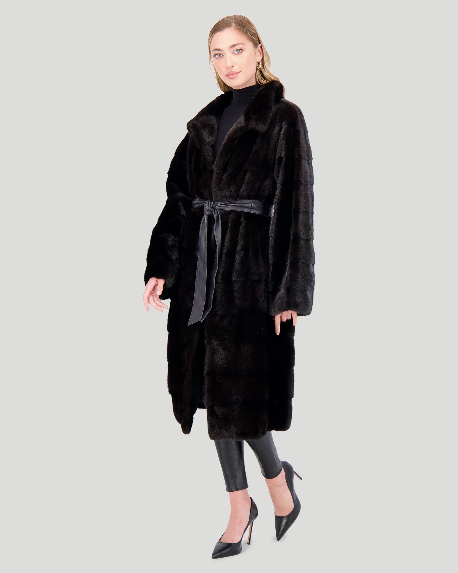 Mink Short Coat | Women | Black (V5)