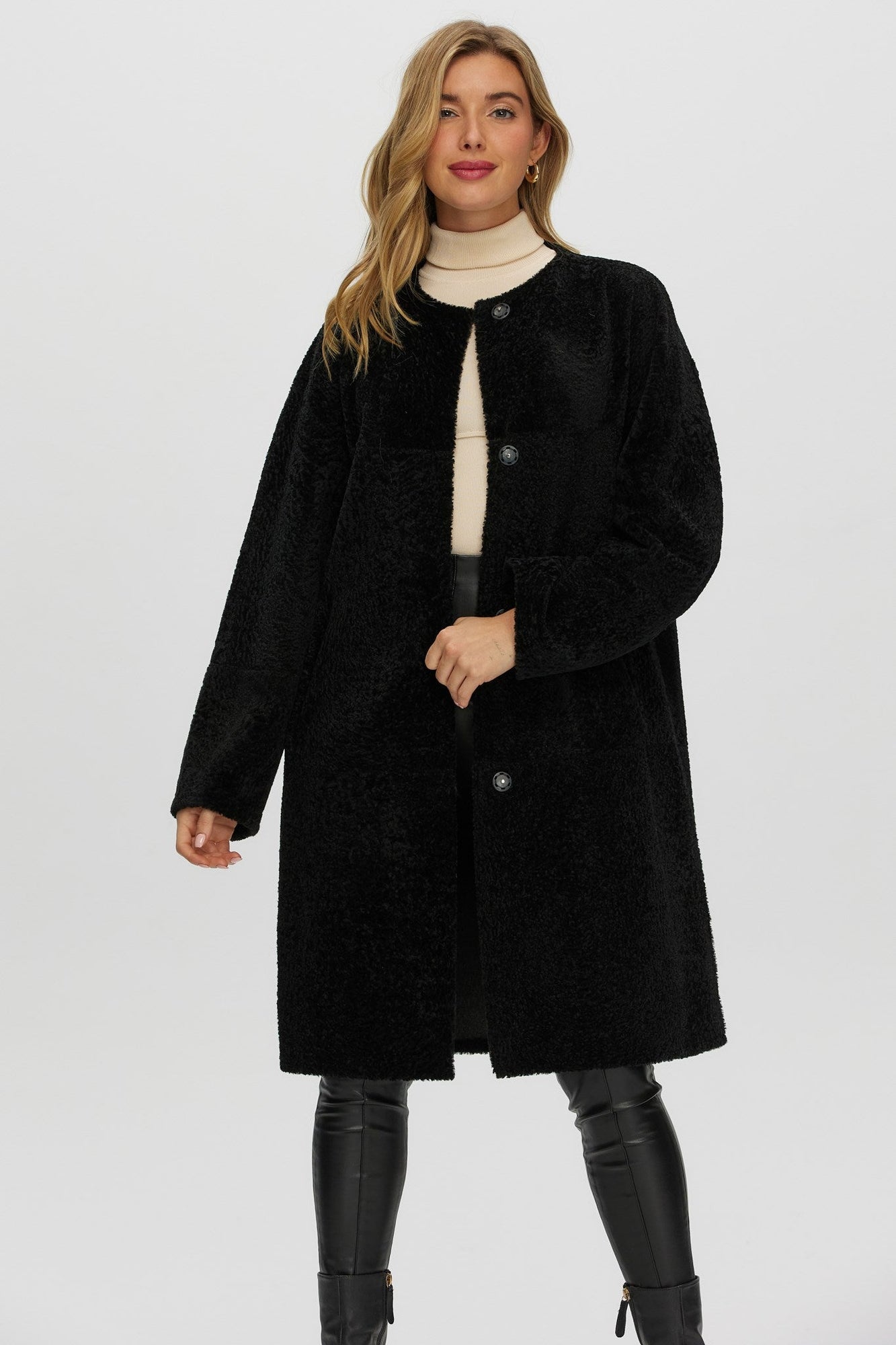 Reversible Shearling Lamb Short Coat | Women | Black