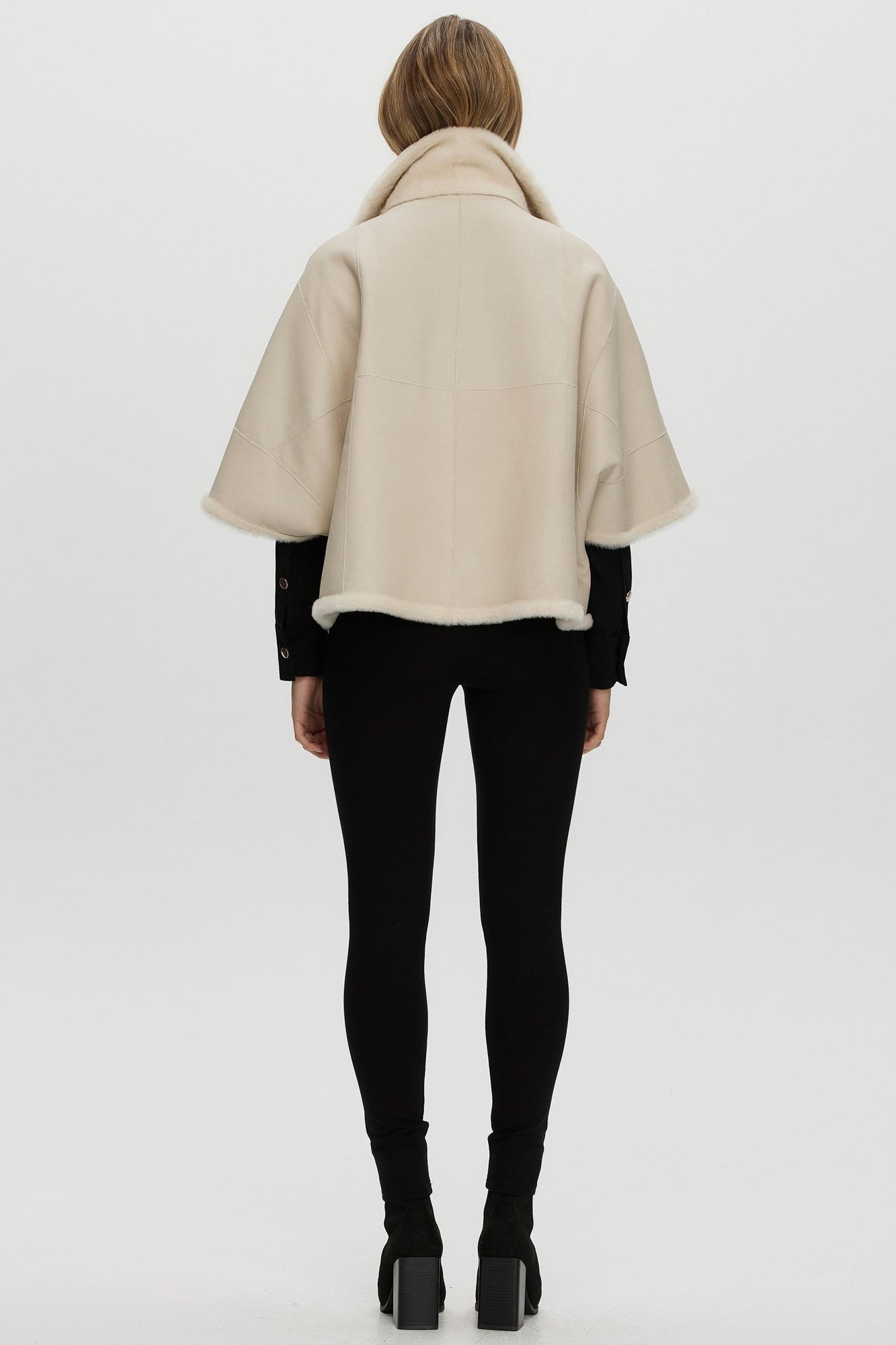 Reversible Shearling Lamb Short Sleeve Zip Cape | Women | Cream