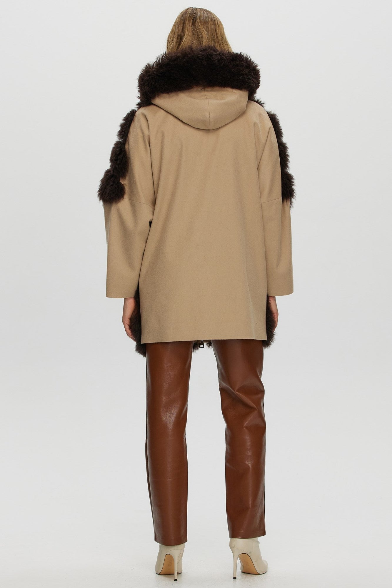 Select Cashmere Goat Diagonal Parka With Loro Piana Cashmere Sleeves And Back | Women | Brown x Taupe