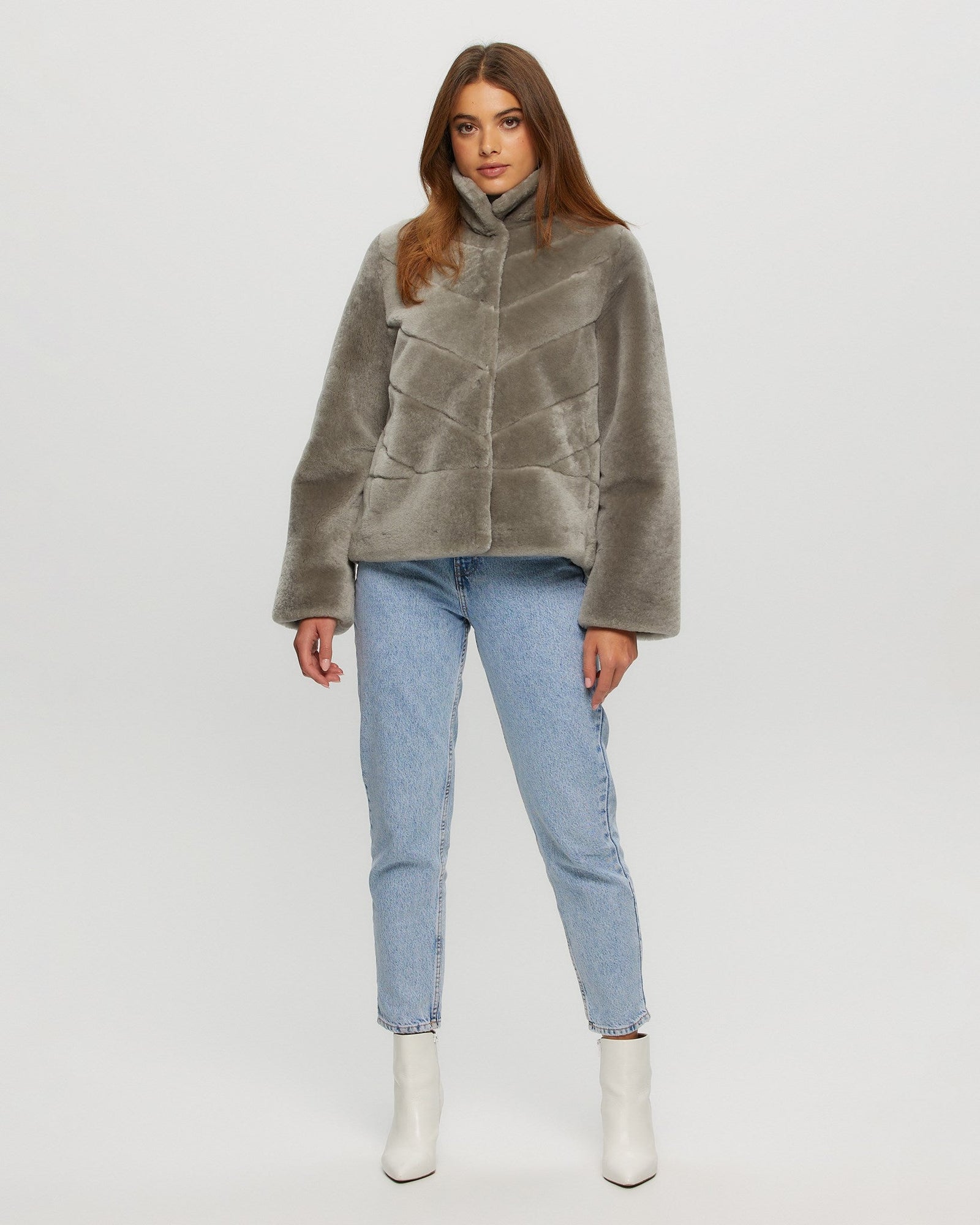 Select Shearling Lamb Chevron Jacket With Horizontal Bottom | Women | Light Gray