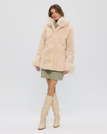 Sheared Select Cashmere Goat Jacket With Select Cashmere Goat Collar And Cuffs | Women | Light Beige