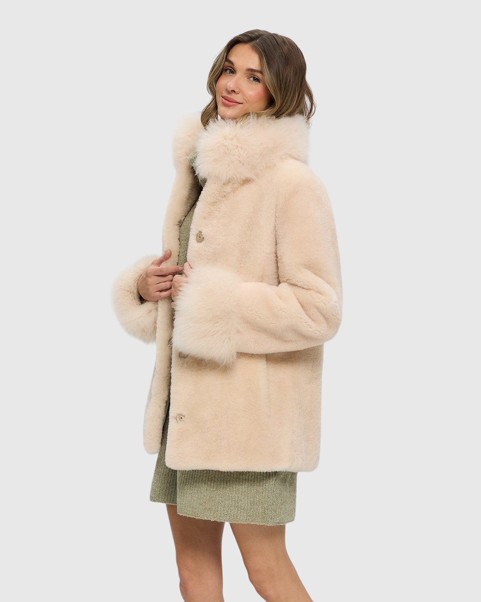 Sheared Select Cashmere Goat Jacket With Select Cashmere Goat Collar And Cuffs | Light Beige