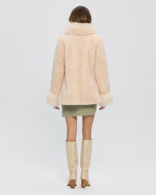 Sheared Select Cashmere Goat Jacket With Select Cashmere Goat Collar And Cuffs | Women | Light Beige