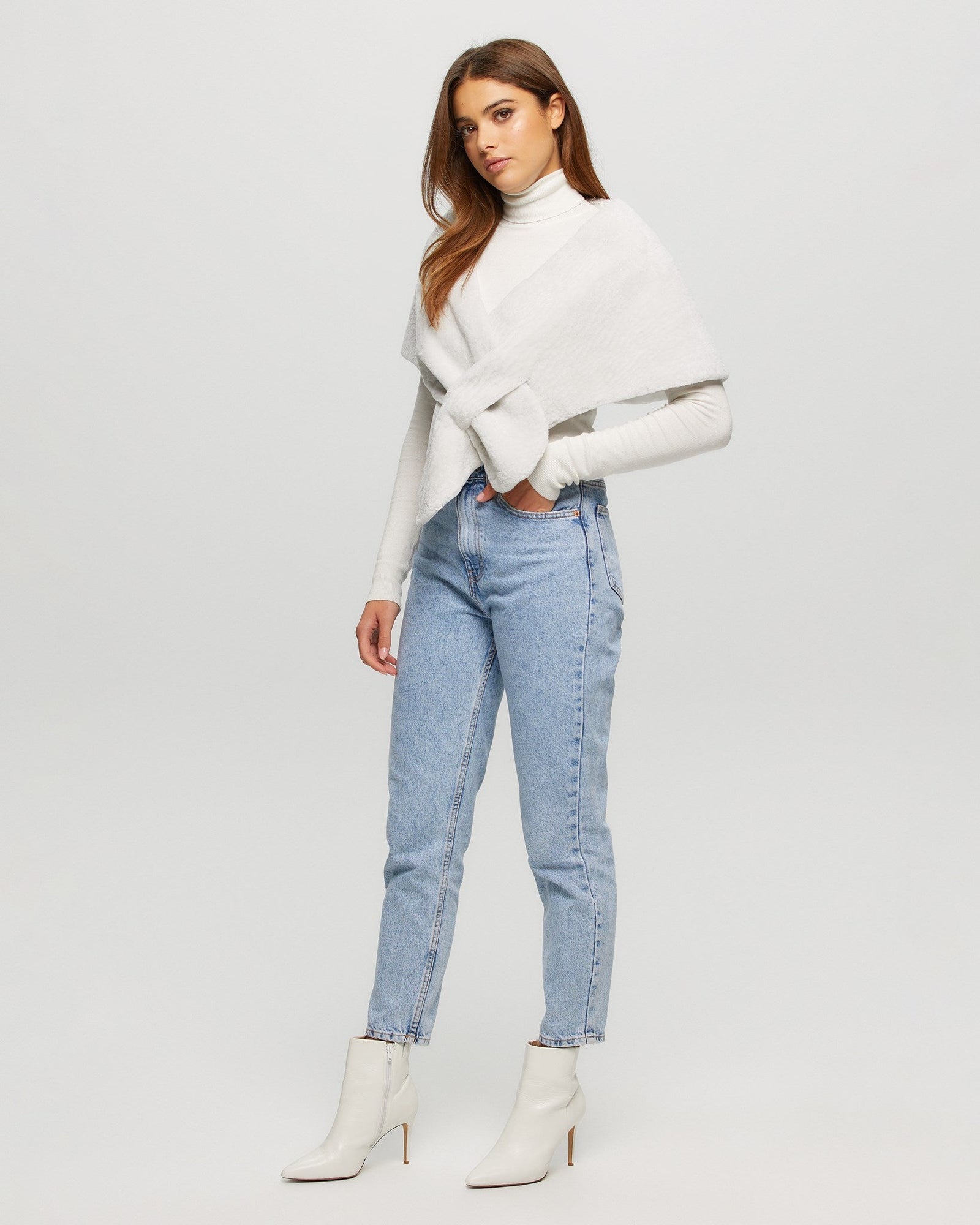 Shearling Lamb Stole | Women | White