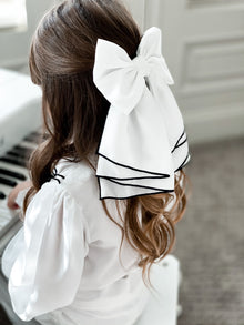 Gwen Cascading Hair Bow - Petite Maison Kids