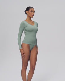 V-Neck Long Sleeve Top | Ballet Pink