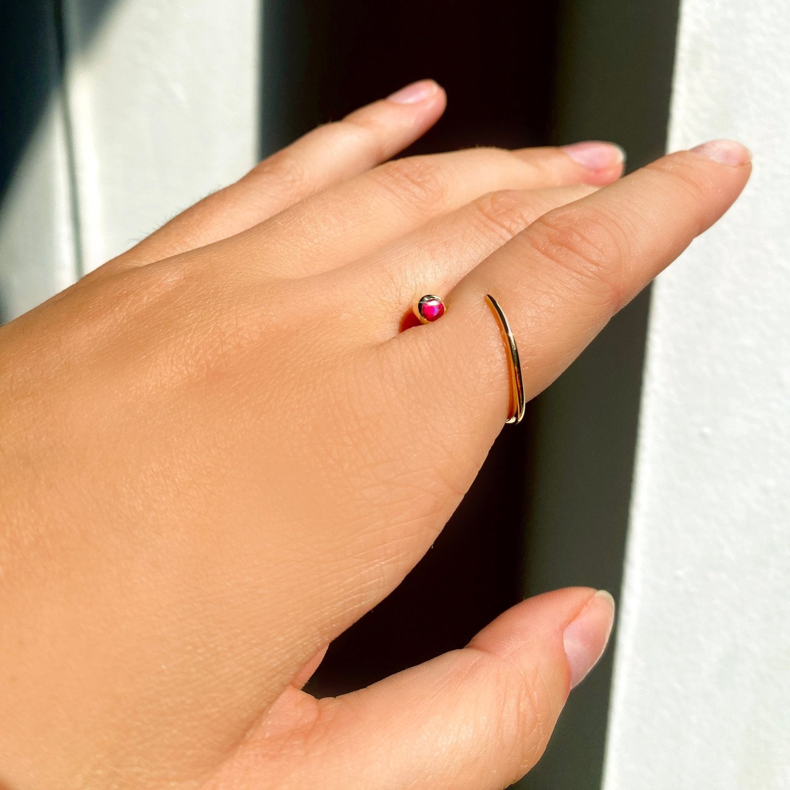 Quill Bypass Ring with Ruby