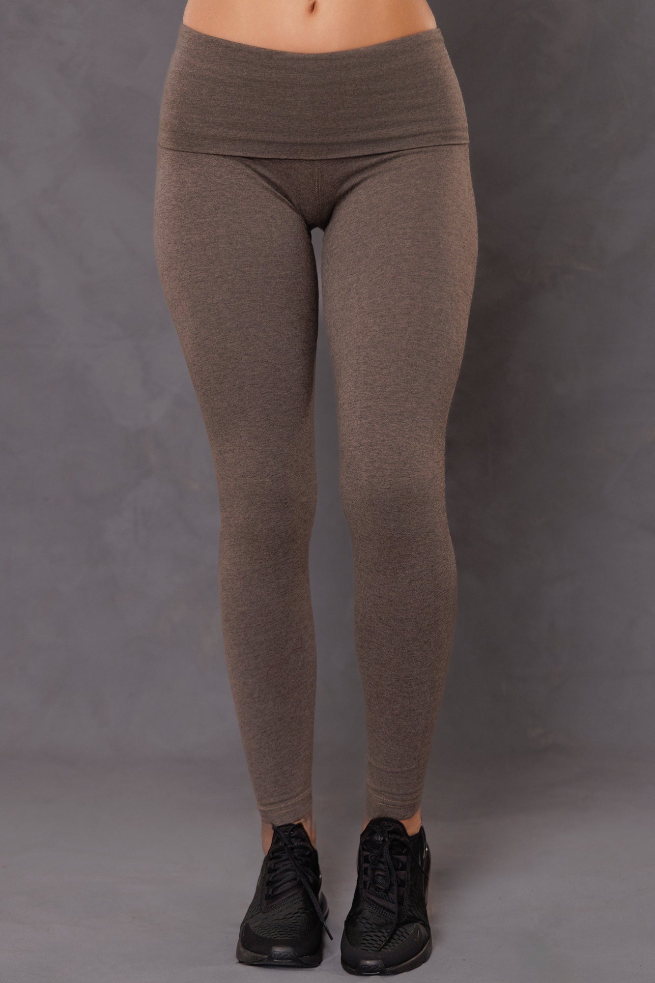 Women | Contour Rolldown Ankle Legging | Charcoal/Woodsmoke